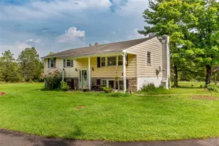 125 E Dark Hollow Rd, Tinicum Twp, PA 18947 - Photo 3