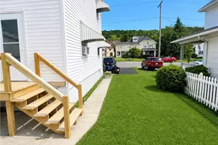 113 W Bertsch St, Lansford, PA 18232 - Photo 3