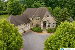 2690 Imperial Crest Ln, Lower Saucon Township, PA 18055 - Photo 3