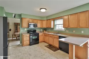 1500 Windmill Ln, Upper Macungie Township, PA 18031 - Photo 27