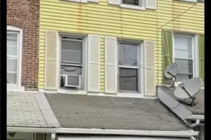 439 E Hamilton St, Allentown City, PA 18109 - Photo 1