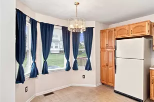 324 Surrey Pl, Macungie Boro, PA 18062 - Photo 23