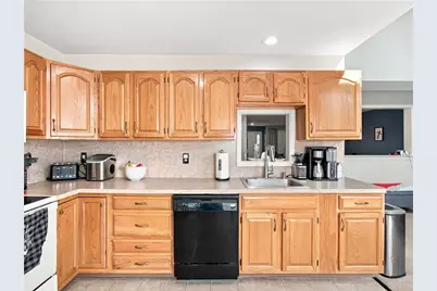 324 Surrey Place #324, Macungie Boro, PA 18062 - Photo 25