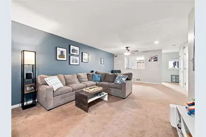 324 Surrey Place #324, Macungie Boro, PA 18062 - Photo 15