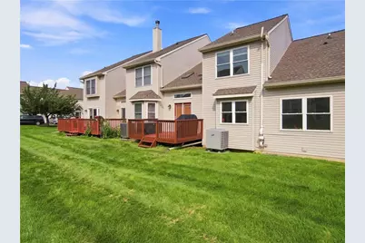 324 Surrey Place #324, Macungie Boro, PA 18062 - Photo 9
