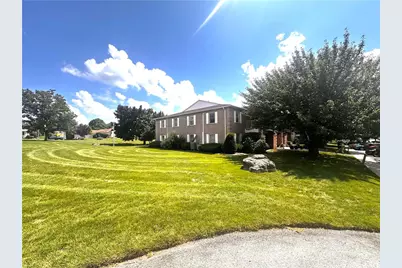 2641 Rolling Green, Lower Macungie Township, PA 18062 - Photo 3