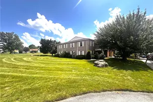 2641 Rolling Green, Lower Macungie Township, PA 18062 - Photo 3