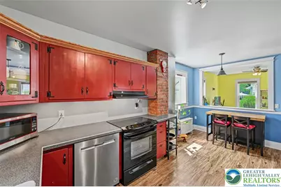 1747 W Union Boulevard, Bethlehem City, PA 18018 - Photo 27