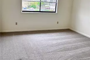 938 Cold Spring Rd, Lower Macungie Township, PA 18103 - Photo 13