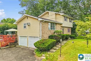 3360 Allen St, Palmer Twp, PA 18045 - Photo 3