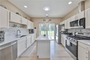 226 Huntington Ln, Easton, PA 18040 - Photo 19