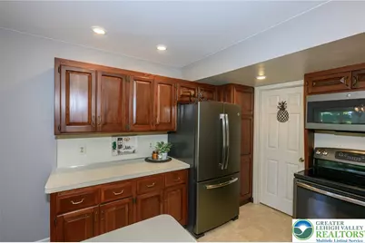 103 Brynwood Drive, Palmer Twp, PA 18045 - Photo 13