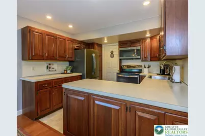 103 Brynwood Drive, Palmer Twp, PA 18045 - Photo 11