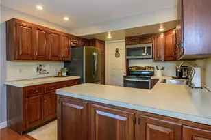 103 Brynwood Dr, Palmer Twp, PA 18045 - Photo 11