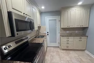 2740 Elm Ct, Allentown City, PA 18104 - Photo 11