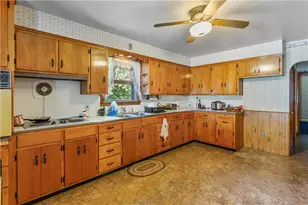 479 Cherry Hill Rd, Bushkill Twp, PA 18064 - Photo 3