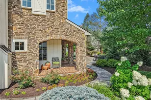 2048 Forge Run, Bethlehem City, PA 18015 - Photo 41