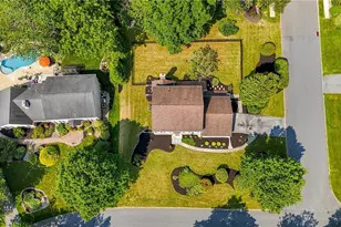 2302 Stonewall Dr, Lower Macungie Township, PA 18062 - Photo 41