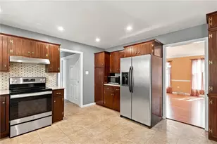 2302 Stonewall Dr, Lower Macungie Township, PA 18062 - Photo 17