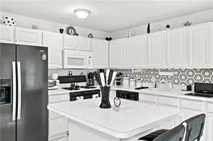1792 Pinewind Dr, Alburtis Boro, PA 18011 - Photo 35