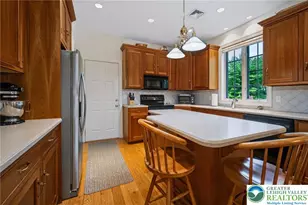 910 La Montage Dr, Lower Towamensing Tp, PA 18071 - Photo 9