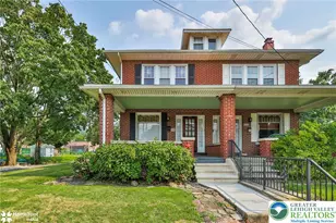 594 W Emaus Ave, Allentown City, PA 18103 - Photo 1