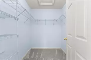8100 Cross Creek Cir W, Upper Macungie Township, PA 18031 - Photo 25