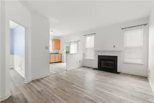 8100 Cross Creek Cir W, Upper Macungie Township, PA 18031 - Photo 11