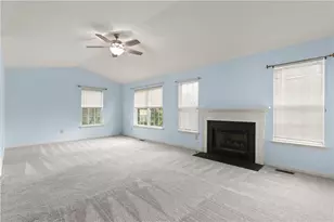 8100 Cross Creek Cir W, Upper Macungie Township, PA 18031 - Photo 23