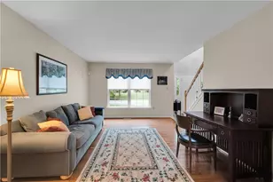 835 Rebecca Ln, Upper Macungie Township, PA 18069 - Photo 7