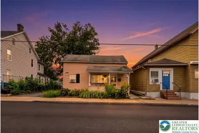 1424 Newport Avenue, Northampton Township, PA 18067 - Photo 1