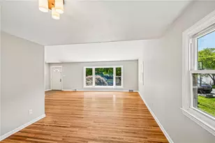 2428 Nottingham Rd, Bethlehem City, PA 18017 - Photo 11