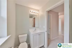 312 Central Park Ave, Bethlehem City, PA 18018 - Photo 19