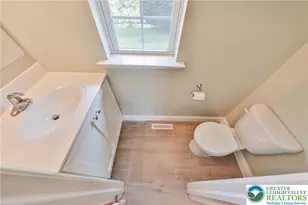 312 Central Park Ave, Bethlehem City, PA 18018 - Photo 11