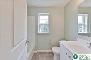 312 Central Park Ave, Bethlehem City, PA 18018 - Photo 17