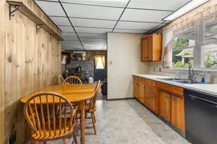 4992 Lehigh Rd, Lower Mt Bethel Twp, PA 18040 - Photo 5