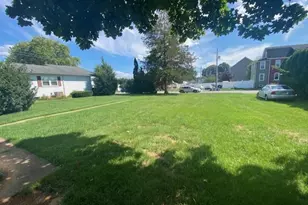 315 Phillips St, Hellertown Boro, PA 18055 - Photo 9