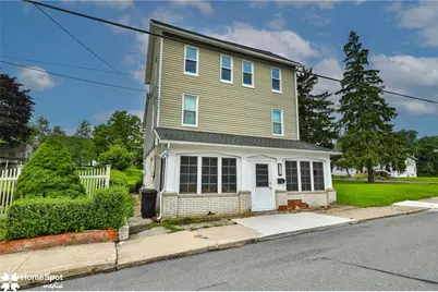 726 Garibaldi Avenue, Roseto Boro, PA 18013 - Photo 3