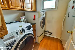 726 Garibaldi Ave, Roseto Boro, PA 18013 - Photo 21