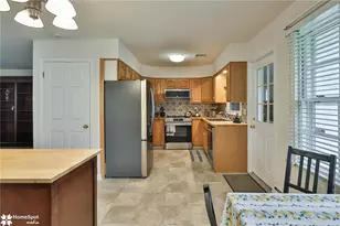 627 N 26th St, Allentown City, PA 18104 - Photo 11