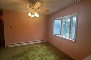 104 Mackie Ln, Taylor, PA 18517 - Photo 3