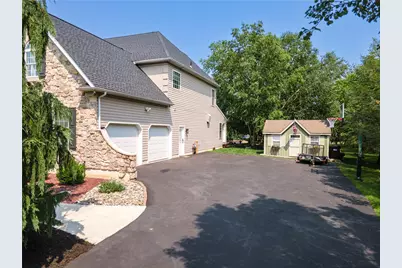 129 Chase Hollow Drive, Bushkill Twp, PA 18064 - Photo 53