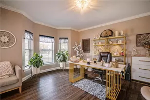 129 Chase Hollow Dr, Bushkill Twp, PA 18064 - Photo 5