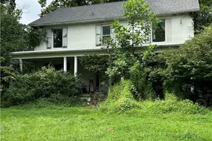 201 Ruth St, Portland, PA 18351 - Photo 1