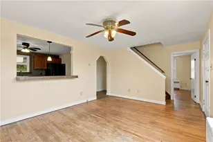 1135 E Susquehanna St, Salisbury Township, PA 18103 - Photo 7