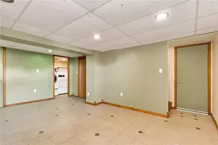 1135 E Susquehanna St, Salisbury Township, PA 18103 - Photo 27