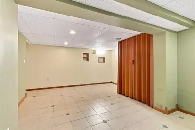 1135 E Susquehanna Street, Salisbury Township, PA 18103 - Photo 29