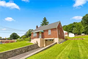 1135 E Susquehanna St, Salisbury Township, PA 18103 - Photo 1