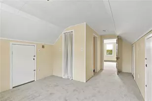 1135 E Susquehanna St, Salisbury Township, PA 18103 - Photo 23
