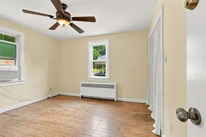 1135 E Susquehanna Street, Salisbury Township, PA 18103 - Photo 17